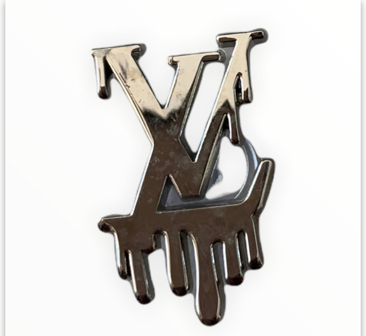 Louis vuitton croc online charms